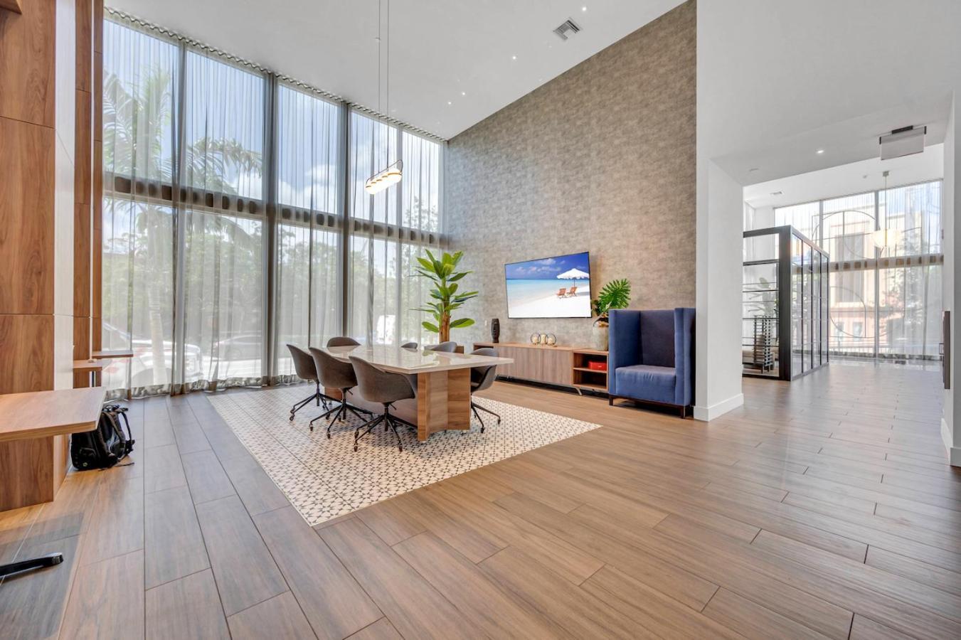דירות Amazing Unit In Downtown Miami With Free Parking מראה חיצוני תמונה
